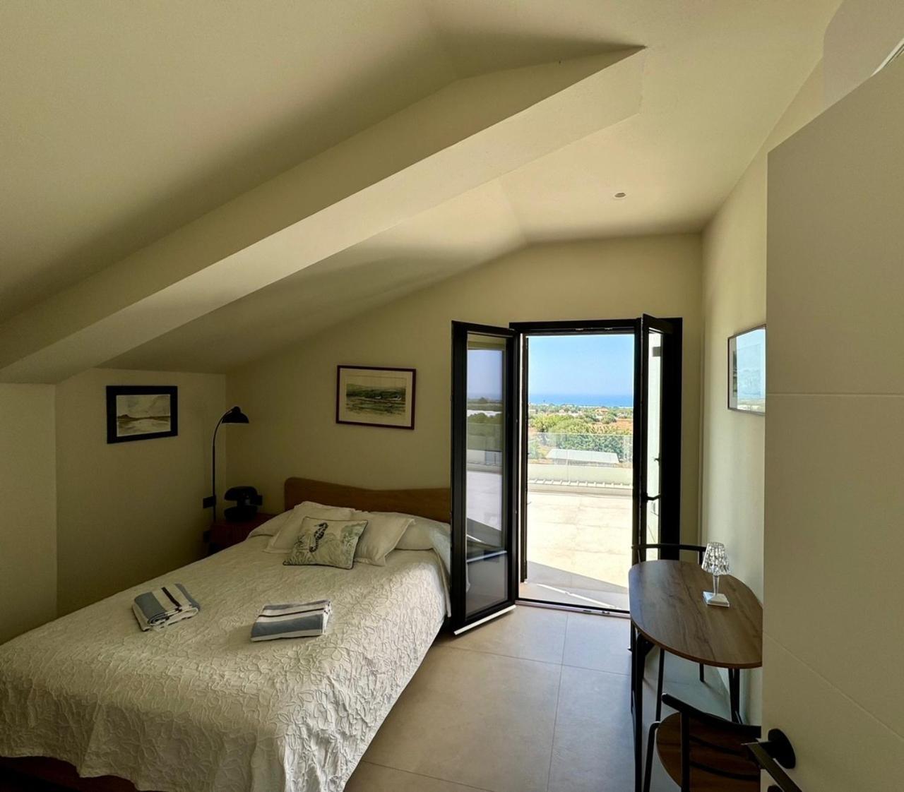 Villa Dolce Vita Sampieri Exterior photo